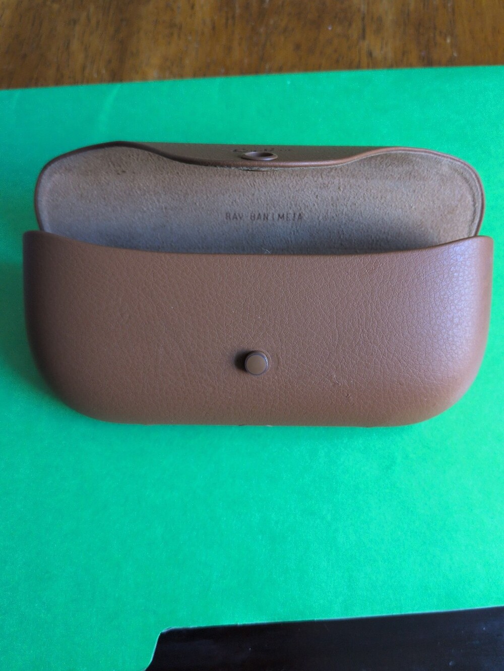 Ray-Ban Meta Tan Sunglasses Case with Snap Closure, Working